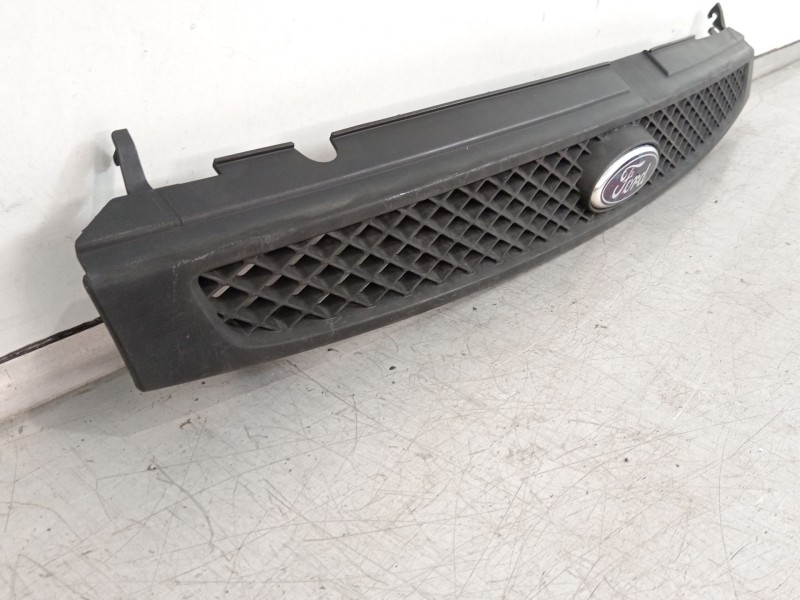 Recambio de rejilla delantera para ford fiesta v (jh_, jd_) 1.4 tdci referencia OEM IAM 2S618A133BW  