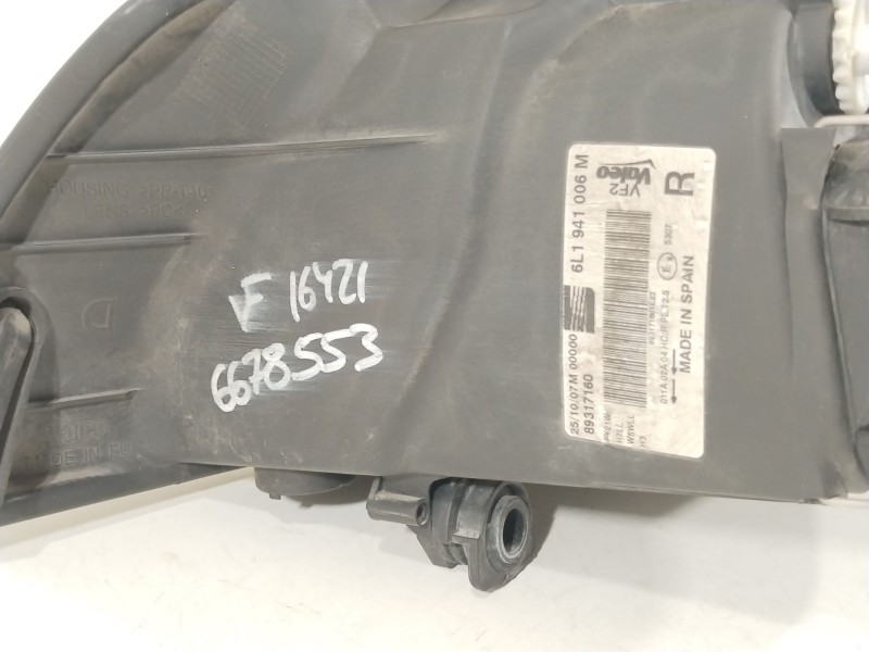 Recambio de faro derecho para seat ibiza iii (6l1) 1.2 12v referencia OEM IAM 6L1941006M  