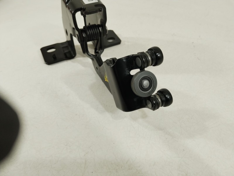 Recambio de retenedor puerta para peugeot traveller autobús (v_) 2.0 bluehdi 145 referencia OEM IAM 9839367880  