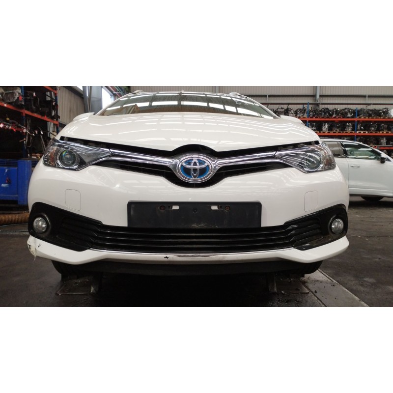 Recambio de paragolpes delantero para toyota auris station wagon (_e18_) 1.8 hybrid (zwe186_) referencia OEM IAM 521190Z962 5211