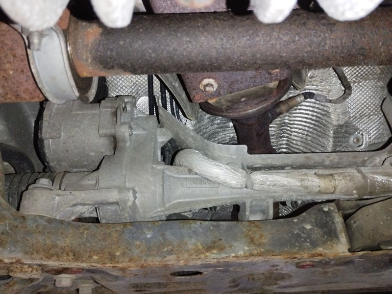 Recambio de cremallera direccion para ford focus iii sedán 1.6 ti referencia OEM IAM BV6C3D070AE AV6T3C221 