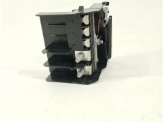 Recambio de caja reles / fusibles para opel insignia b grand sport (z18) 2.0 turbo referencia OEM IAM 39220062 33322278 