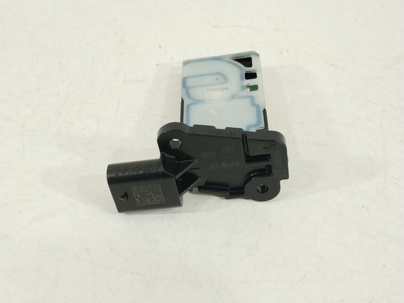 Recambio de caudalimetro para opel insignia b grand sport (z18) 2.0 turbo referencia OEM IAM 55505735  