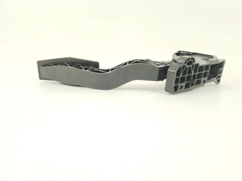 Recambio de potenciometro pedal para opel insignia b grand sport (z18) 2.0 turbo referencia OEM IAM 84657615  