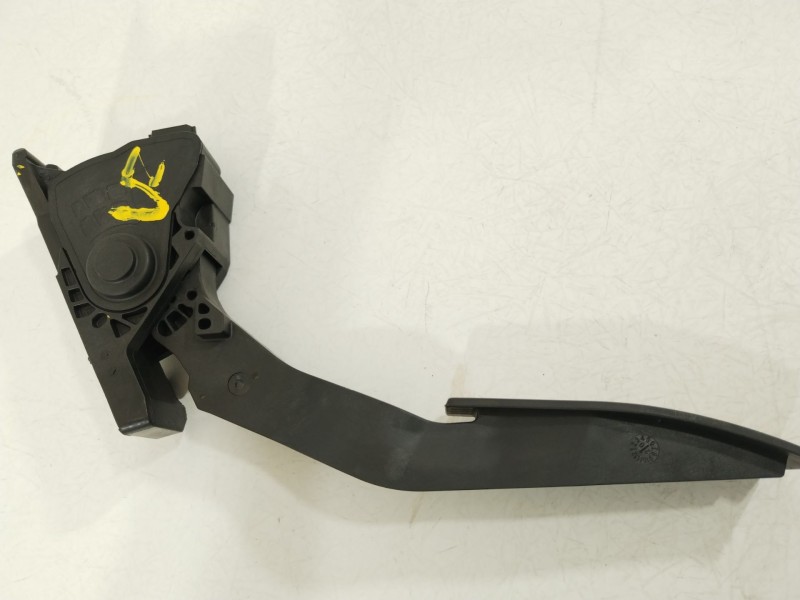 Recambio de potenciometro pedal para opel insignia b grand sport (z18) 2.0 turbo referencia OEM IAM 84657615  