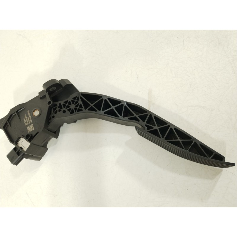 Recambio de potenciometro pedal para opel insignia b grand sport (z18) 2.0 turbo referencia OEM IAM 84657615  