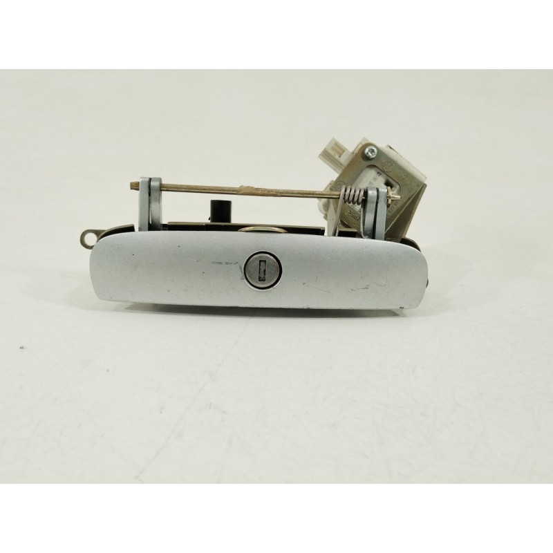 Recambio de maneta exterior porton para volkswagen polo iv (9n_, 9a_) 1.2 12v referencia OEM IAM   