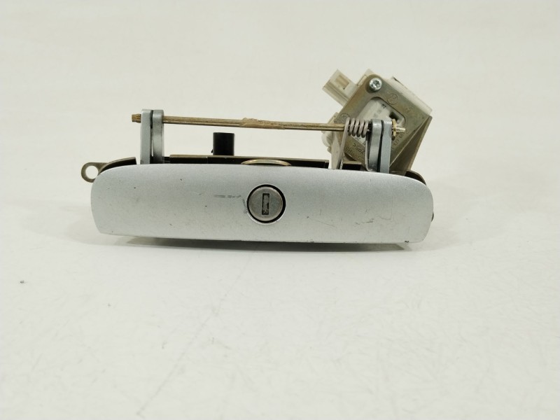 Recambio de maneta exterior porton para volkswagen polo iv (9n_, 9a_) 1.2 12v referencia OEM IAM   