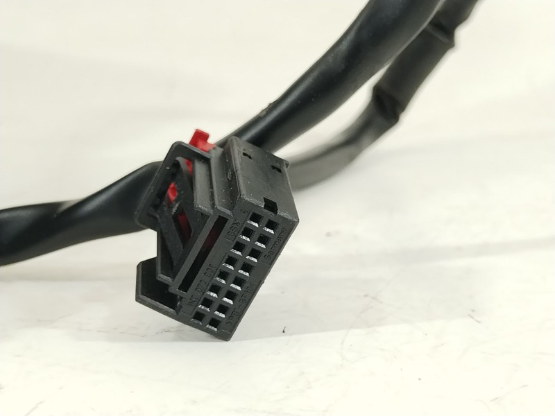 Recambio de retrovisor derecho para audi a3 sportback (8pa) 2.0 tdi referencia OEM IAM 8P1858532G  