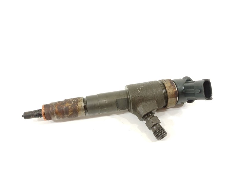 Recambio de inyector para peugeot 208 1.5 blue-hdi fap referencia OEM IAM 0445110739  