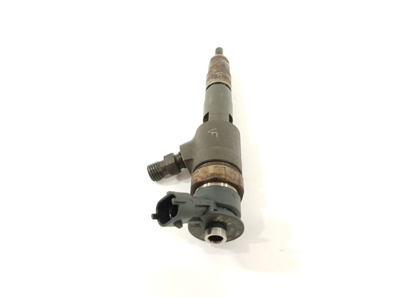 Recambio de inyector para peugeot 208 1.5 blue-hdi fap referencia OEM IAM 0445110739  