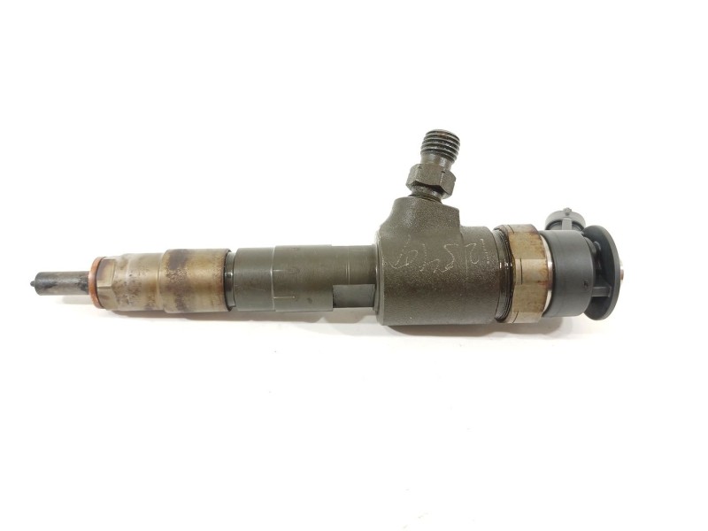 Recambio de inyector para peugeot 208 1.5 blue-hdi fap referencia OEM IAM 0445110739  