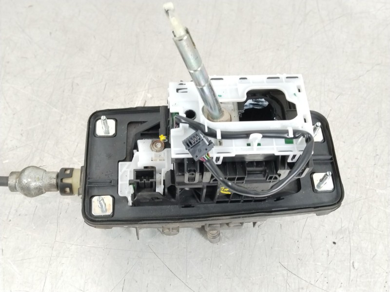 Recambio de palanca cambio para audi a4 ber. (b8) basis referencia OEM IAM 8K1713041AL  8K1713105AE