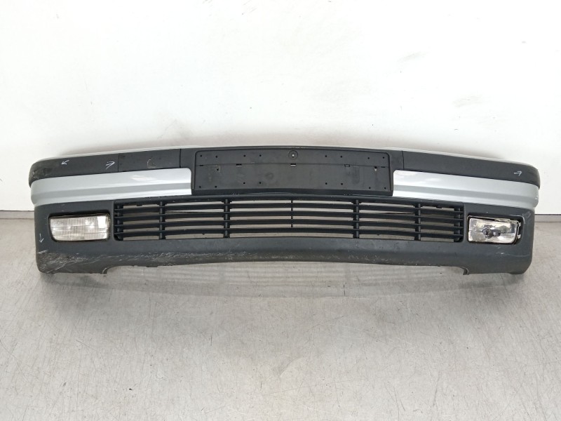 Recambio de paragolpes delantero para bmw 3 (e36) 318 is referencia OEM IAM 51118222434 5111-8165090 