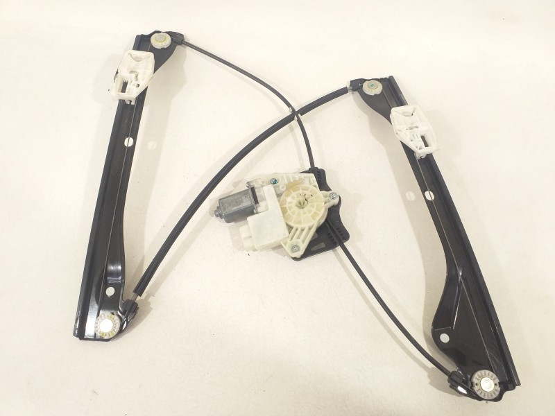 Recambio de elevalunas delantero derecho para skoda fabia ambition referencia OEM IAM 5JA959812K  