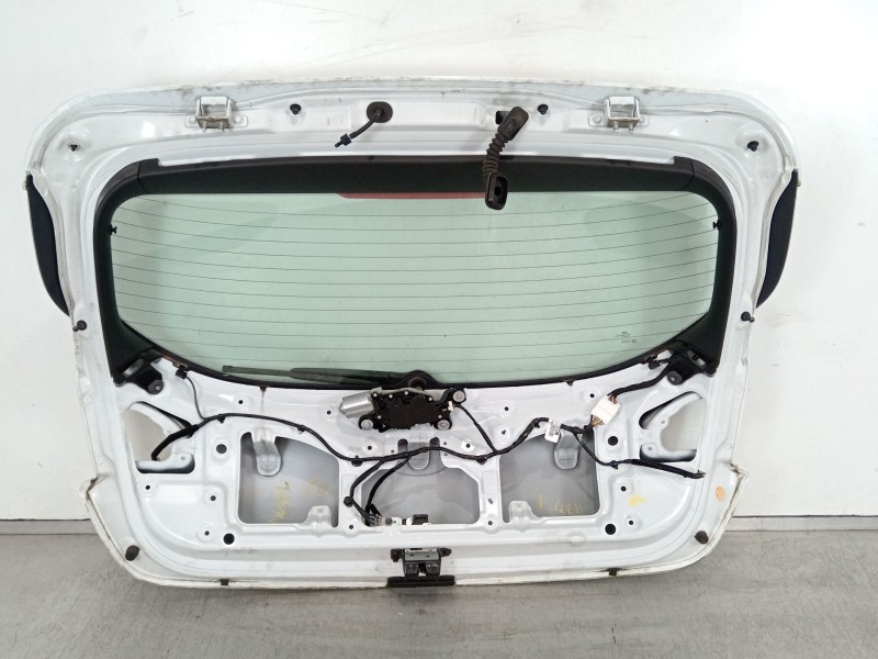 Recambio de porton trasero para kia cee´d spirit referencia OEM IAM 73700A2000  