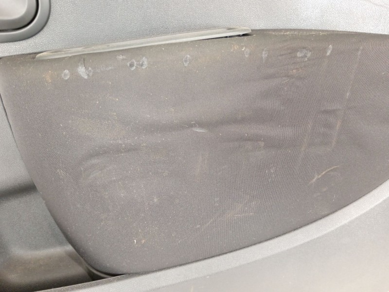 Recambio de puerta delantera derecha para renault clio iii 1.2 16v referencia OEM IAM 7751476109  