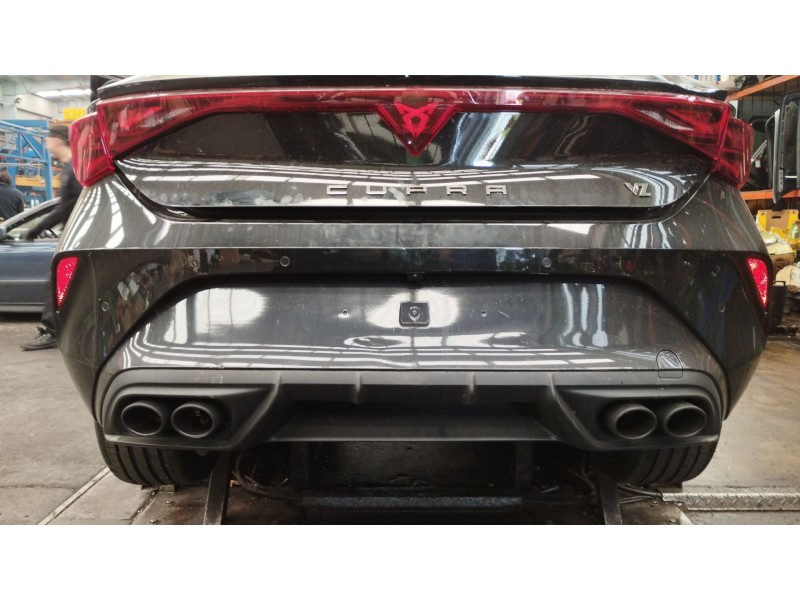 Recambio de paragolpes trasero para cupra leon (kl1, ku1, kug) 2.0 tsi referencia OEM IAM 5H0857552J  