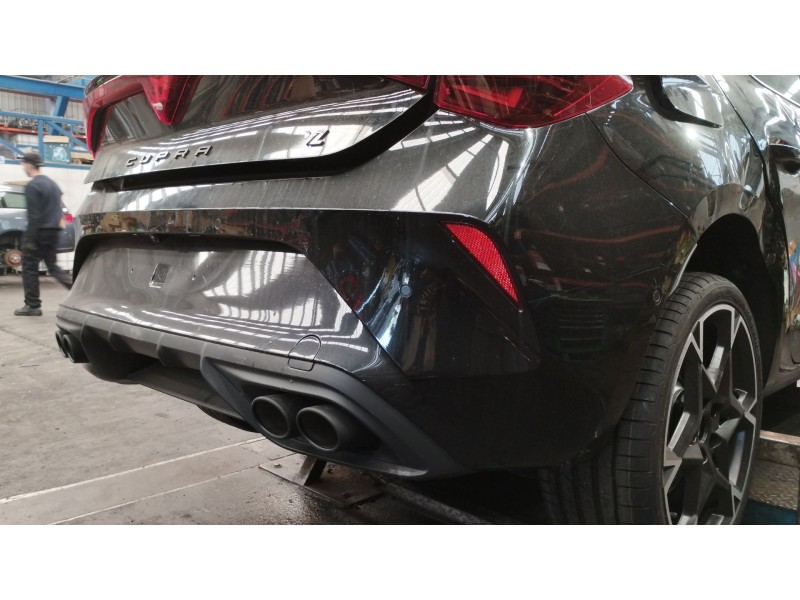 Recambio de paragolpes trasero para cupra leon (kl1, ku1, kug) 2.0 tsi referencia OEM IAM 5H0857552J  