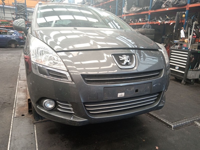 Recambio de paragolpes delantero para peugeot 5008 (0u_, 0e_) 1.6 hdi referencia OEM IAM   