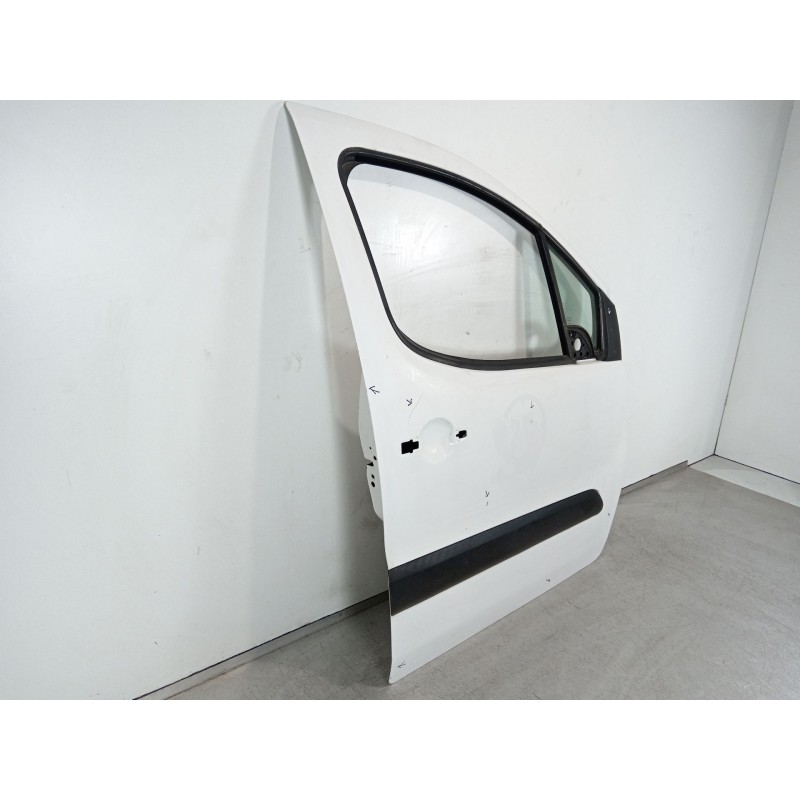 Recambio de puerta delantera derecha para peugeot partner furgoneta/monovolumen (k9) 1.6 bluehdi 75 referencia OEM IAM 9004Z6  