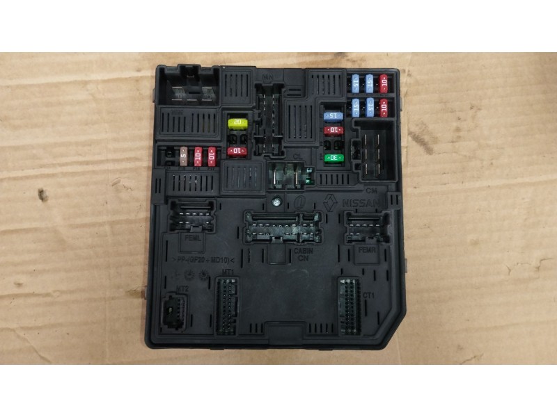 Recambio de caja reles / fusibles para nissan qashqai ii (j11, j11_) 1.5 dci referencia OEM IAM 284B75NA0A 521502F04 