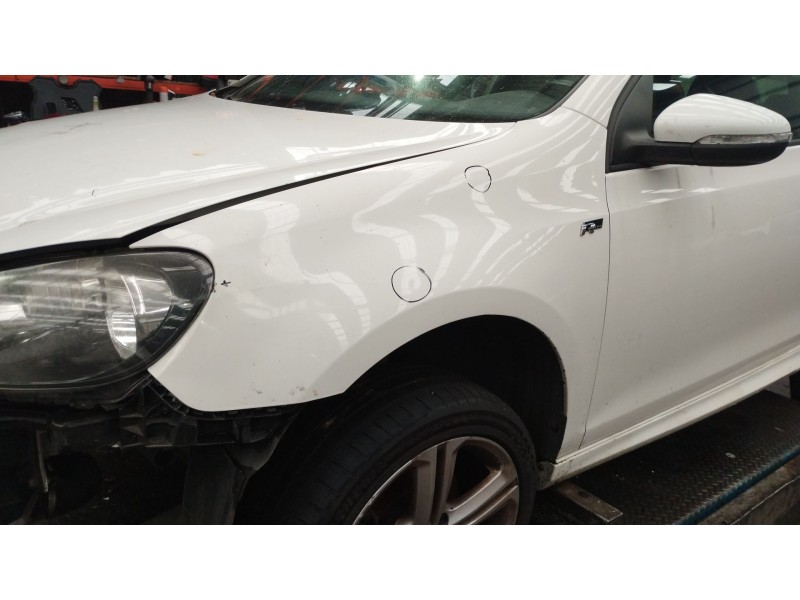 Recambio de aleta delantera izquierda para volkswagen golf vi (5k1) 2.0 tdi referencia OEM IAM   