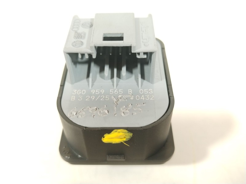 Recambio de mando retrovisor para cupra leon (kl1, ku1, kug) 2.0 tsi referencia OEM IAM 3G0959565B  