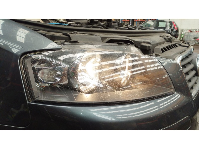 Recambio de faro derecho para audi a3 (8p1) 1.9 tdi referencia OEM IAM 8P0941004K 0301206202 