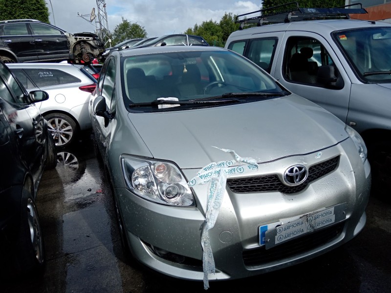 toyota auris (_e15_) del año 2007