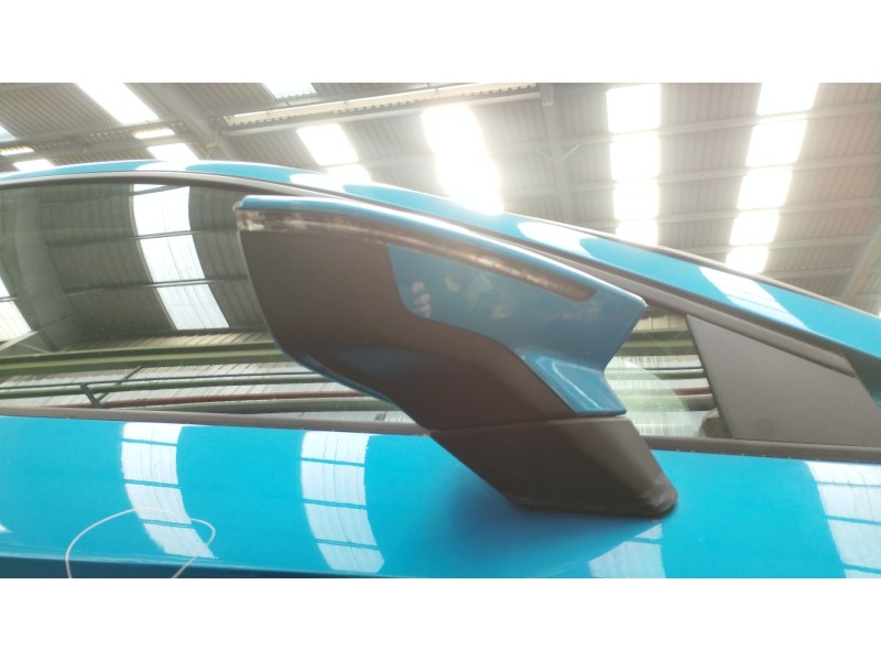 Recambio de retrovisor derecho para seat leon sc (5f5) style referencia OEM IAM 5F1857508N 5F0857522A 