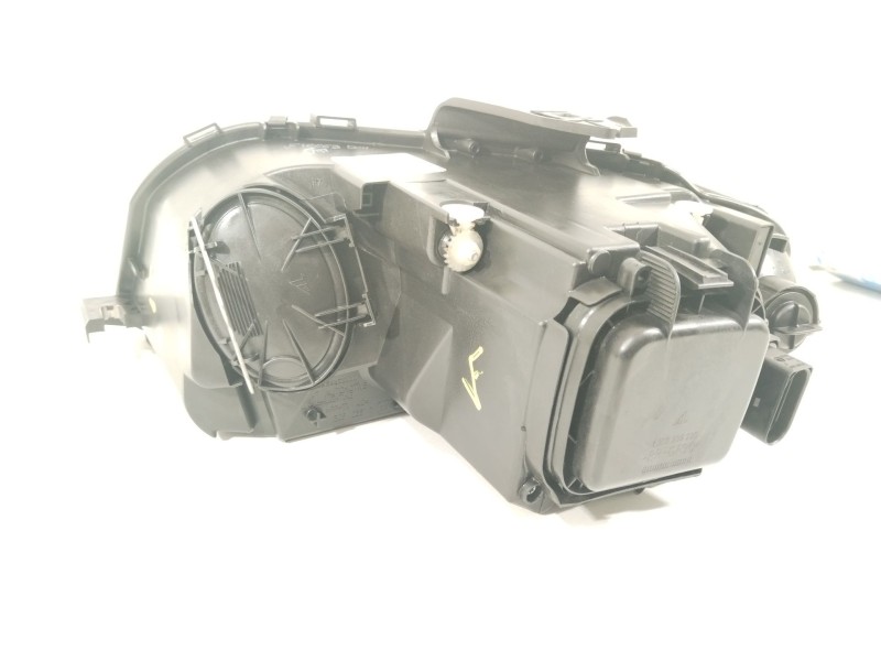 Recambio de faro derecho para audi a3 (8p1) 1.9 tdi referencia OEM IAM 8P0941004K 0301206202 