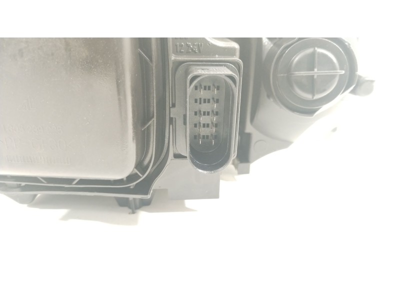 Recambio de faro derecho para audi a3 (8p1) 1.9 tdi referencia OEM IAM 8P0941004K 0301206202 