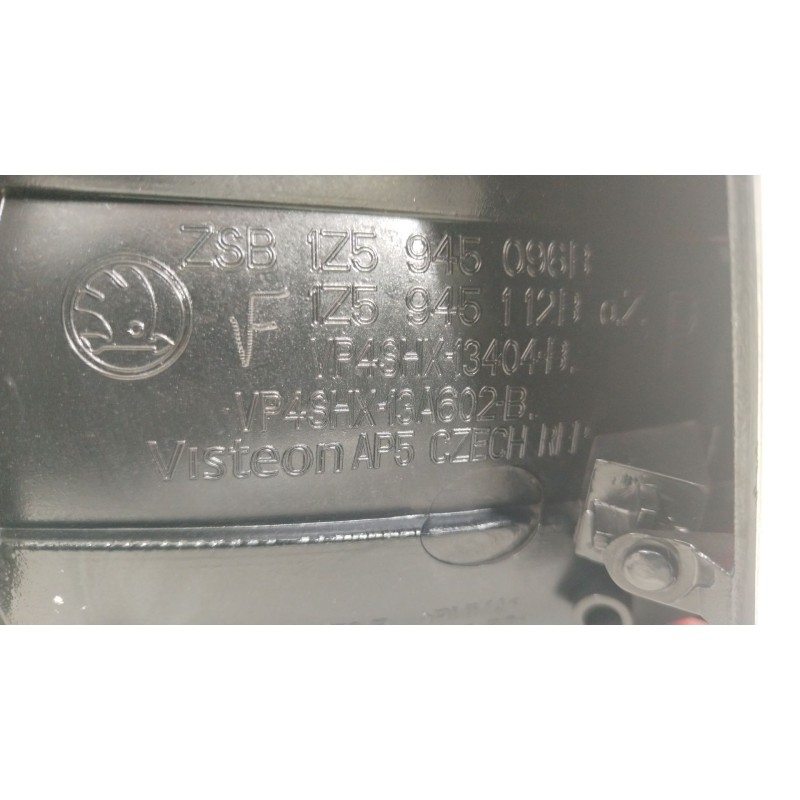 Recambio de piloto trasero derecho para skoda octavia ii (1z3) 1.4 tsi referencia OEM IAM 1Z5945096B 1Z5945112B 1Z5945258A