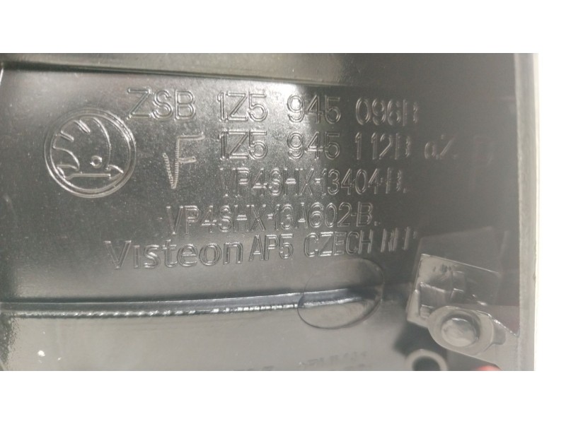 Recambio de piloto trasero derecho para skoda octavia ii (1z3) 1.4 tsi referencia OEM IAM 1Z5945096B 1Z5945112B 1Z5945258A