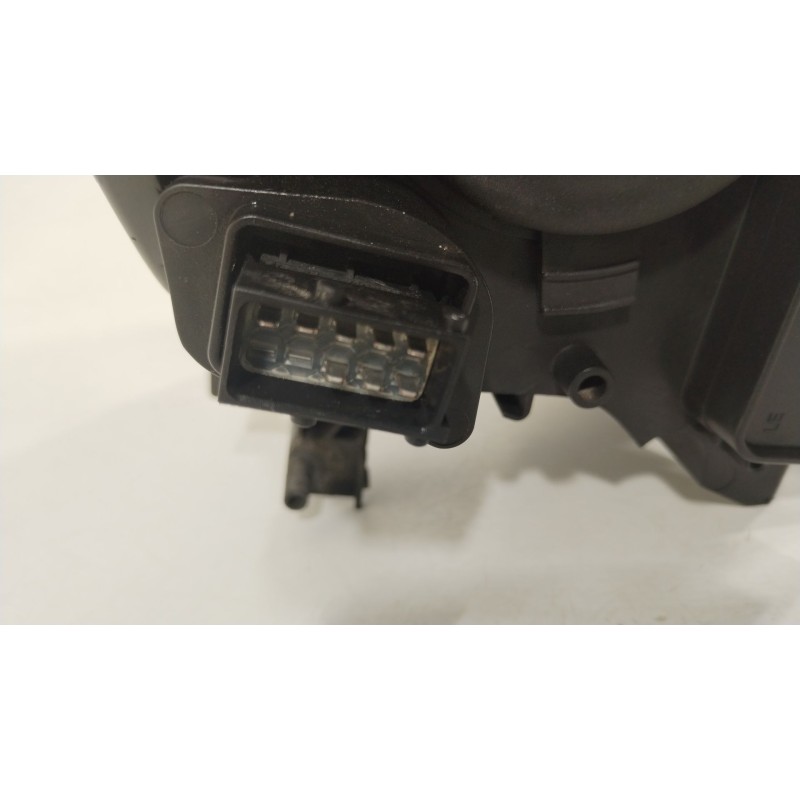Recambio de faro izquierdo para opel zafira / zafira family b (a05) 1.8 (m75) referencia OEM IAM 13260844 0301214205 