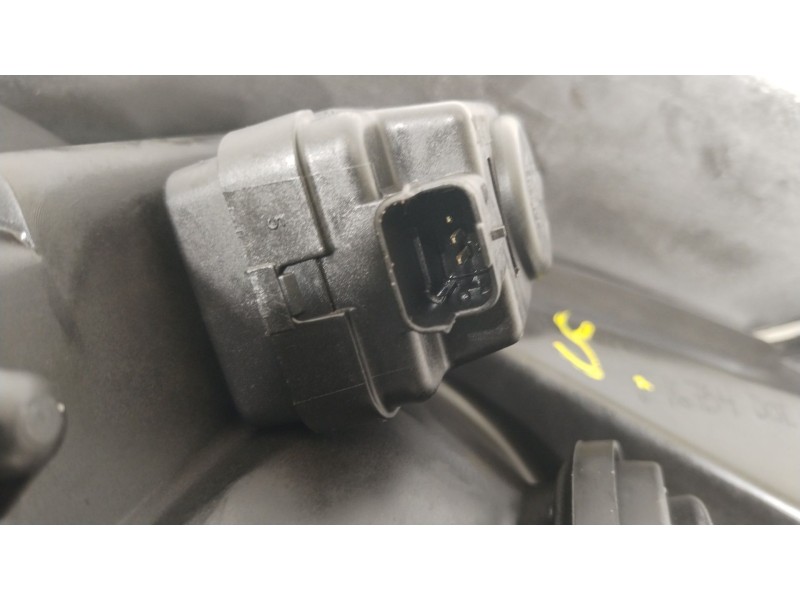 Recambio de faro derecho para citroën xsara picasso (n68) 2.0 hdi referencia OEM IAM 6205W0  