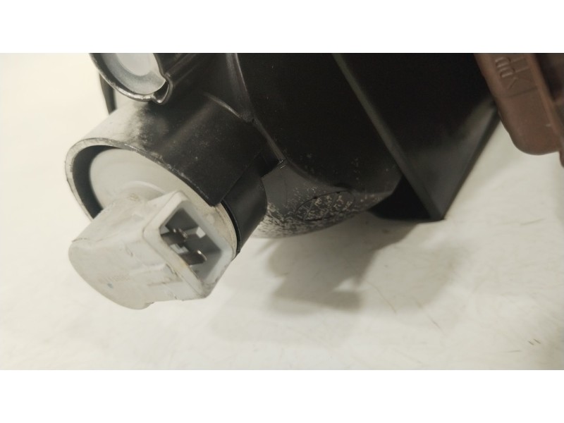 Recambio de faro izquierdo para citroën xsara break (n2) 1.9 td referencia OEM IAM 6204R5 37550748 375870748