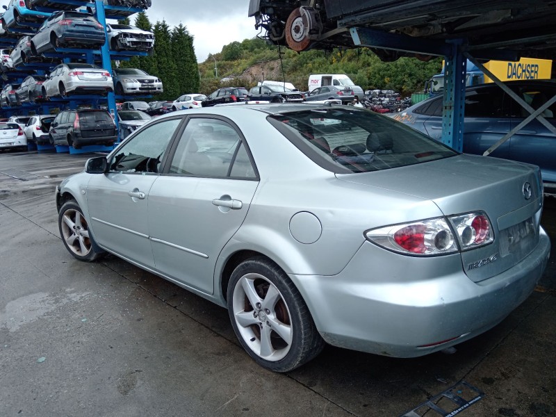 mazda 6 sedán (gg) del año 2002