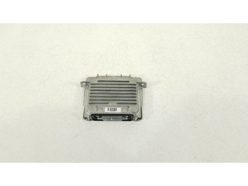Recambio de centralita faros xenon para ford kuga ii (dm2) 2.0 tdci referencia OEM IAM 89089352  
