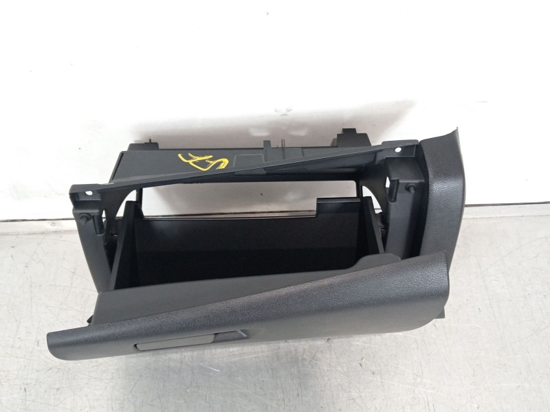Recambio de guantera para nissan qashqai iii (j12) 1.3 dig-t referencia OEM IAM 681026UN5A  