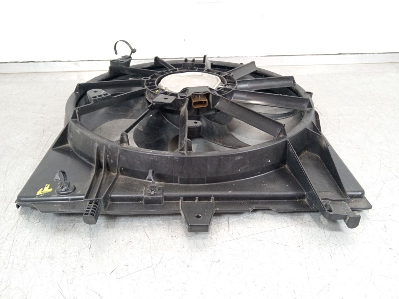 Recambio de electroventilador para nissan qashqai iii (j12) 1.3 dig-t referencia OEM IAM 214816UB1A  