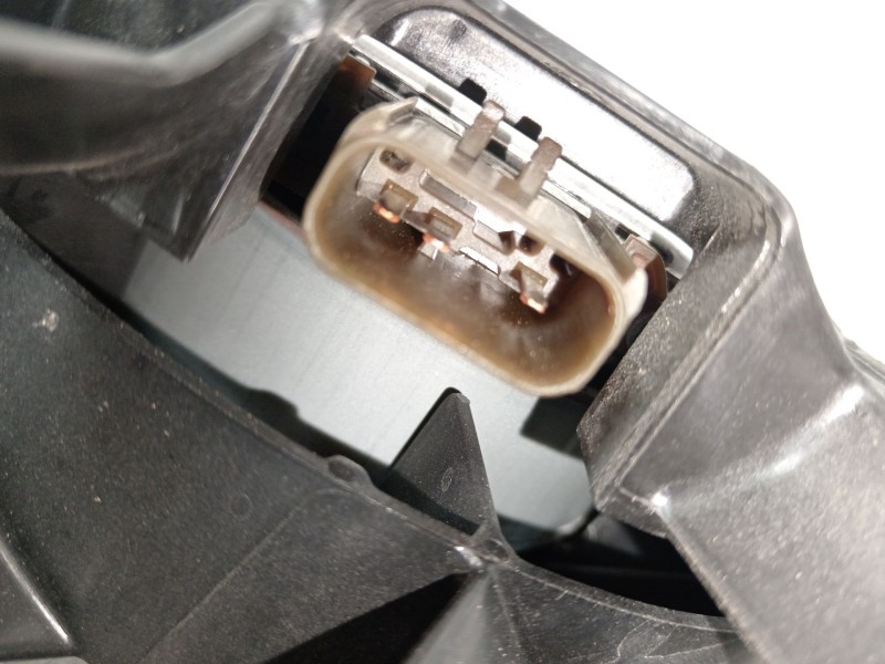 Recambio de electroventilador para nissan qashqai iii (j12) 1.3 dig-t referencia OEM IAM 214816UB1A  