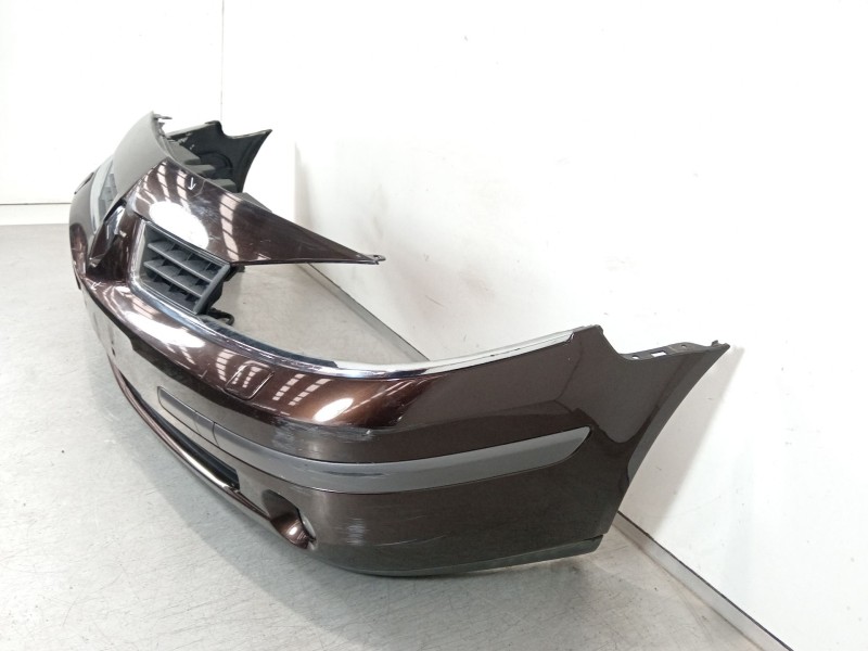 Recambio de paragolpes delantero para renault laguna ii (bg0/1_) 1.9 dci (bg08, bg0g) referencia OEM IAM 7701476242  