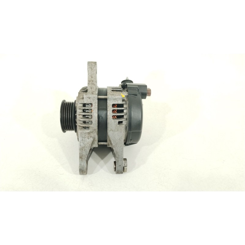 Recambio de alternador para suzuki jimny todo terreno, cerrada (a6g) 1.5 allgrip referencia OEM IAM 3140081P0 1042112300 