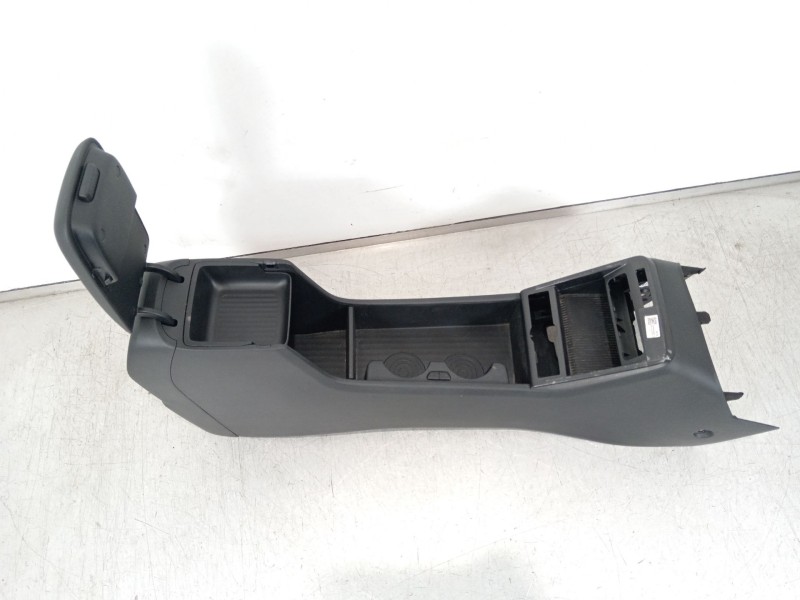 Recambio de consola central para hyundai kona (os, ose, osi) 1.6 gdi hybrid referencia OEM IAM 846B5BE501  
