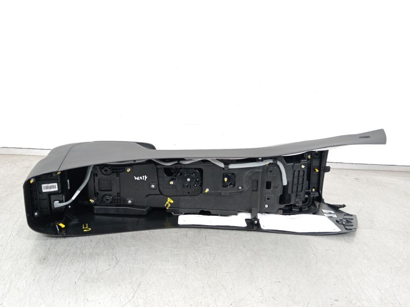 Recambio de consola central para hyundai kona (os, ose, osi) 1.6 gdi hybrid referencia OEM IAM 846B5BE501  
