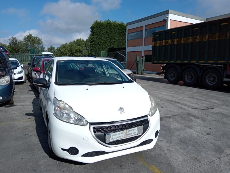 peugeot 208 i (ca_, cc_) del año 2013