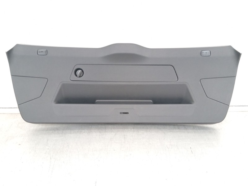 Recambio de guarnecido porton trasero para audi a1 sportback (gba) 30 tfsi referencia OEM IAM 82A867979  