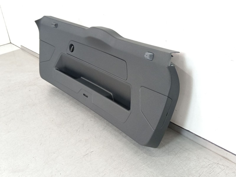 Recambio de guarnecido porton trasero para audi a1 sportback (gba) 30 tfsi referencia OEM IAM 82A867979  